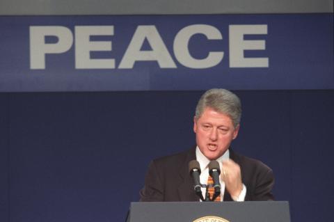 President Clinton delivers remarks to employees and others at the Mackie Plant in Belfast 11-30-1995