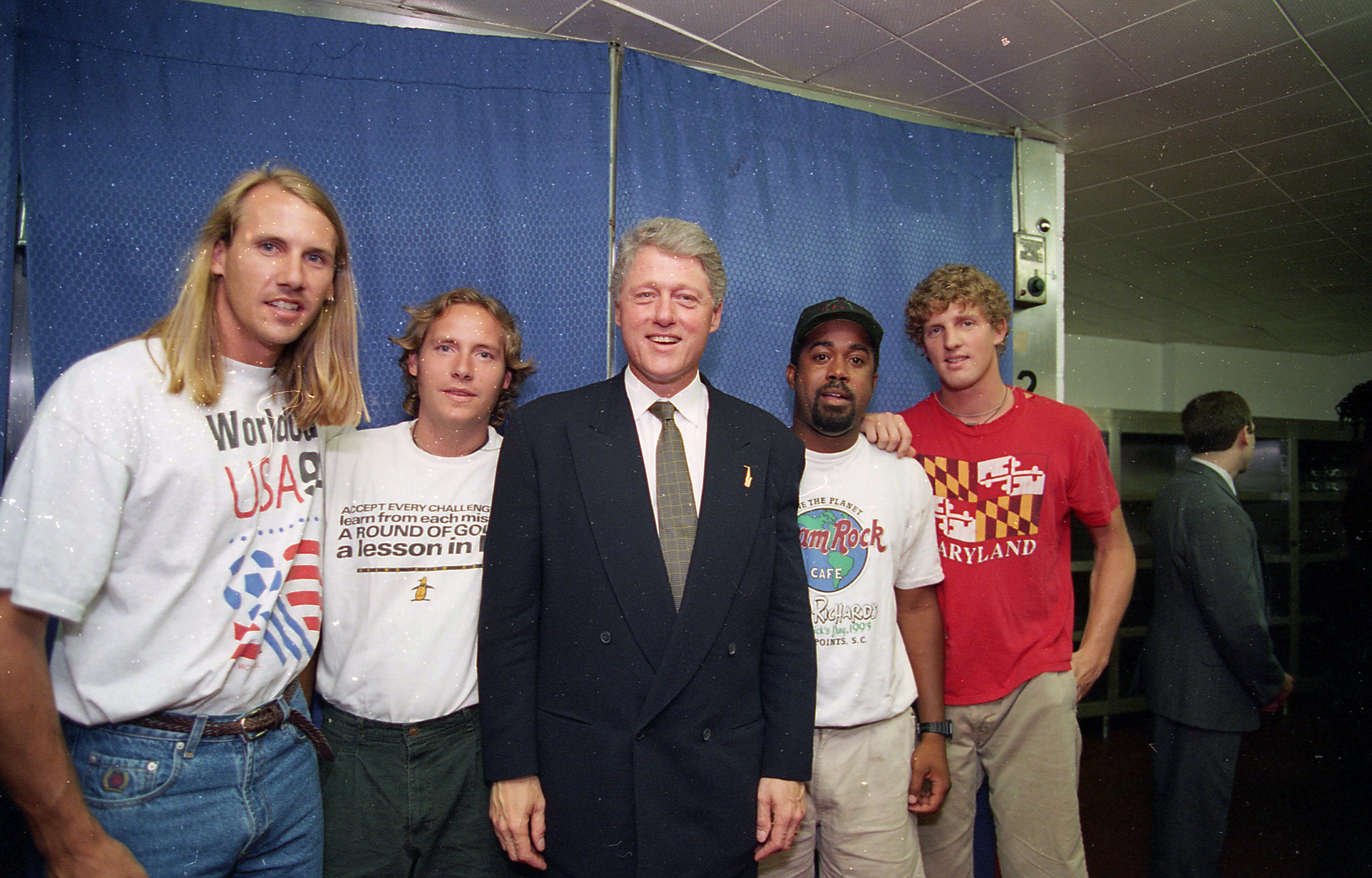 President Clinton poses for a photo with the members of the rock band Hootie & the Blowfish