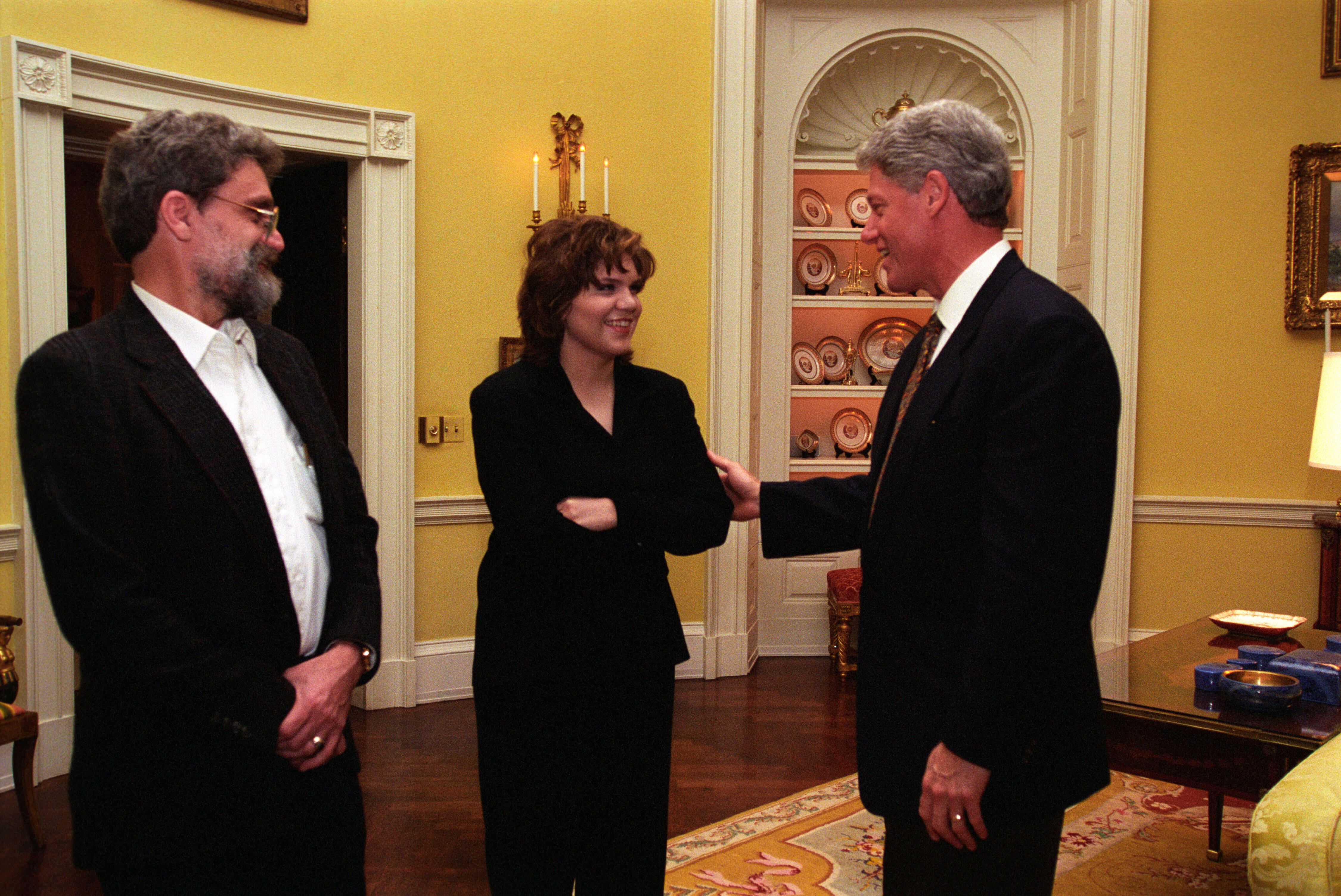President Clinton greets Alison Krauss at a reception in the residence following the WETA "Women of Country" concert