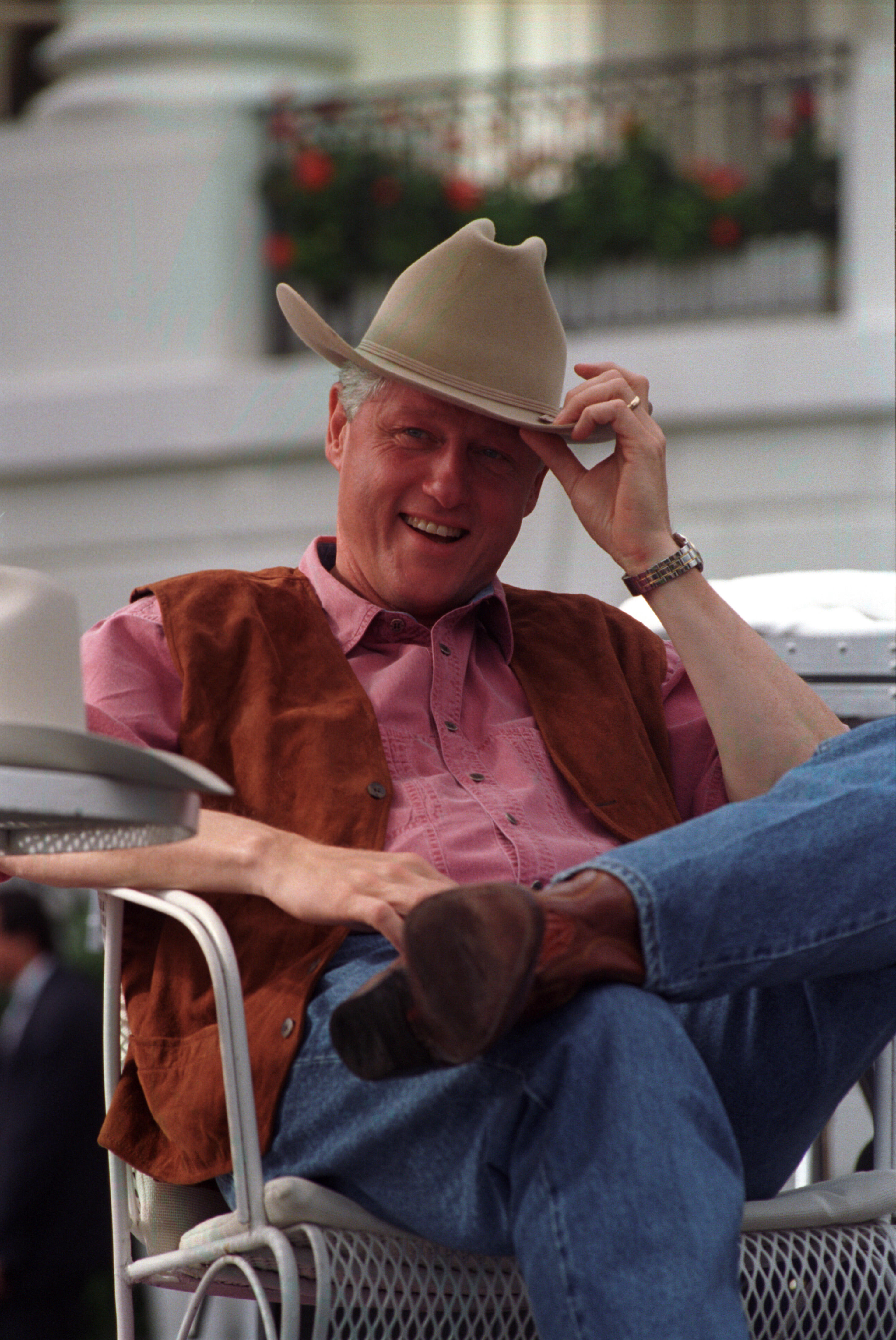 President Clinton enjoys his Western themed birthday party on South Lawn of the White House